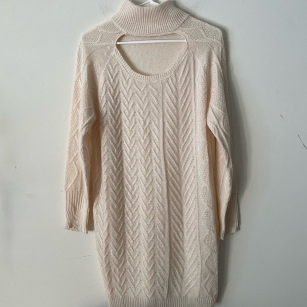 C + D + M sweater. Turtleneck. Size M